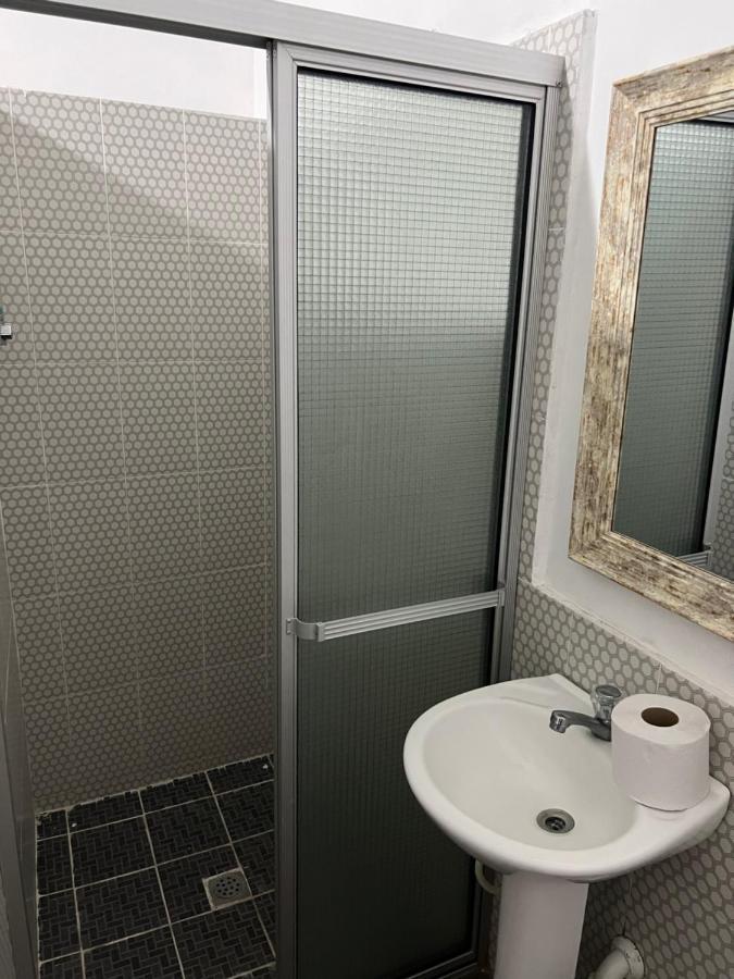 Hostal Y Restaurante La Toscana Metapán Екстериор снимка